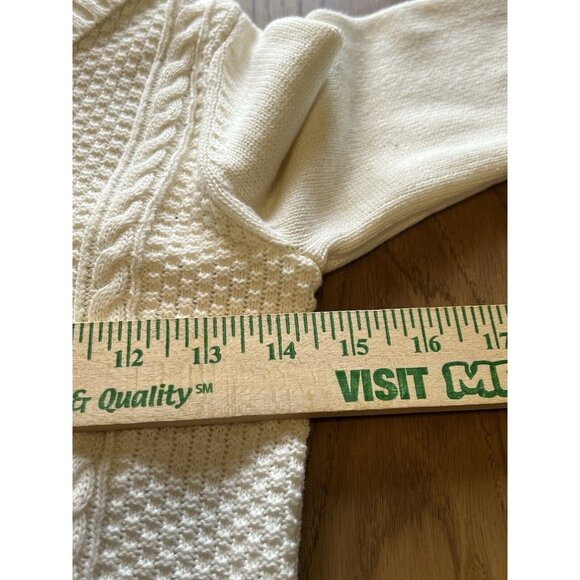 IZOD Boy's 2 Piece Cable Knit Sweater with Multi Color Button Up Shirt Sz: 6/7 - Picture 5 of 16